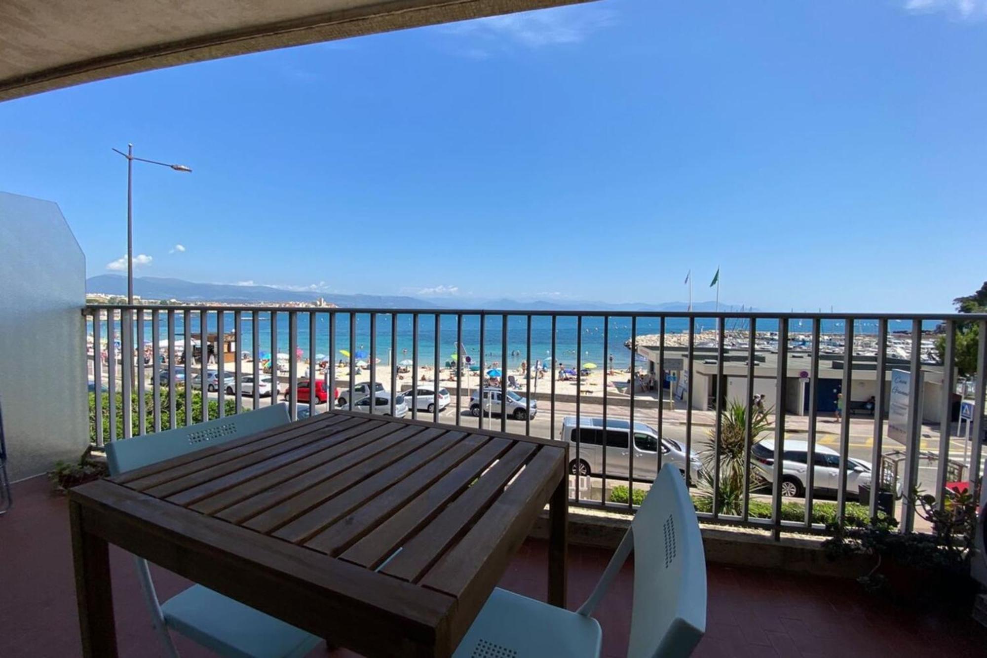 06At1 - Cosy Seaside Studio In An Ideal Location Antibes Luaran gambar
